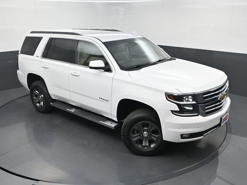 Used 2016 Chevrolet Tahoe LT w/ Luxury Package AWD/4WD image 34