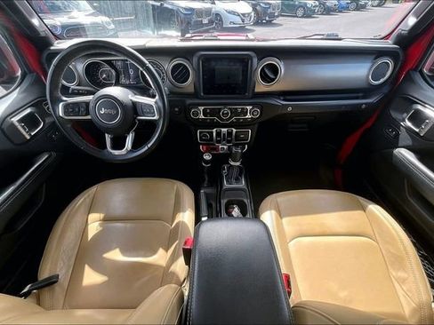 Used 2018 Jeep Wrangler Unlimited Rubicon image 15