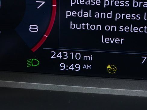 Used 2023 Audi Q3 2.0T Premium w/ Convenience Package image 11