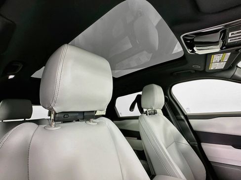 Used 2026 Land Rover Range Rover Velar Belgravia AWD/4WD image 19