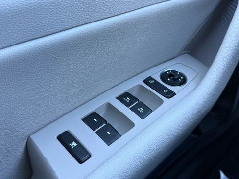 Used 2016 Hyundai Sonata Plug-In Hybrid image 37