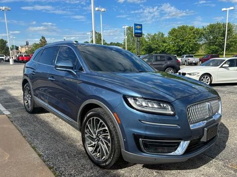 Used 2019 Lincoln Nautilus Reserve AWD/4WD image 4