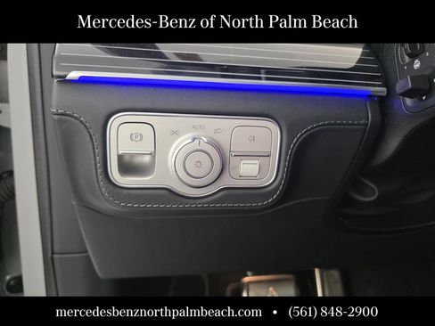 Certified 2025 Mercedes-Benz Maybach GLS 600 4MATIC image 26