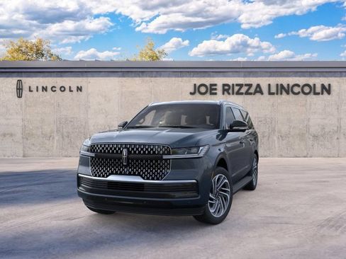 New 2026 Lincoln Navigator Premiere AWD/4WD image 2