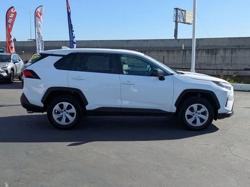 Used 2024 Toyota RAV4 LE image 4