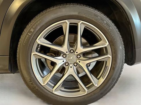 Used 2024 Mercedes-Benz GLE 53 AMG 4MATIC Coupe image 32