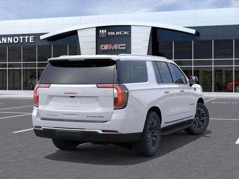 New 2026 GMC Yukon XL Elevation image 4
