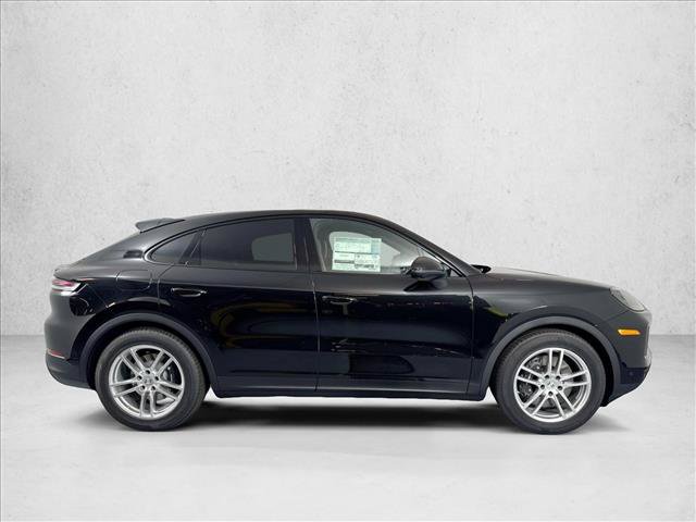 Certified 2025 Porsche Cayenne Coupe AWD/4WD image 8