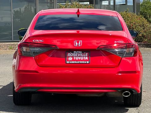 Used 2023 Honda Civic Sport image 8