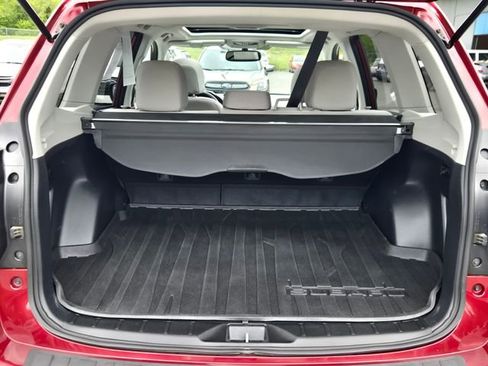 Used 2014 Subaru Forester 2.5i Premium w/ All-Weather Package AWD/4WD image 17
