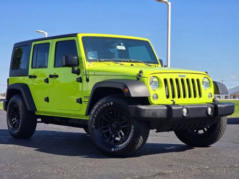 Used 2016 Jeep Wrangler Unlimited Sport w/ Quick Order Package 24S AWD/4WD image 2