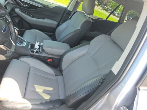 Used 2023 Subaru Outback Limited AWD/4WD image 13