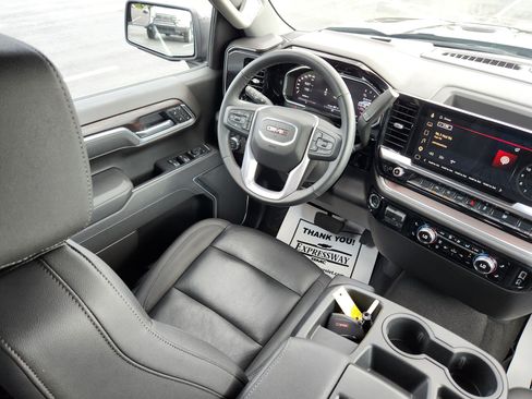 Used 2026 GMC Sierra 1500 SLT AWD/4WD image 15