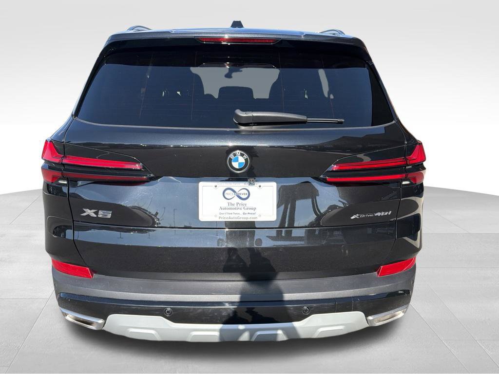 Used 2024 BMW X5 xDrive40i w/ Parking Assistance Package AWD/4WD image 7