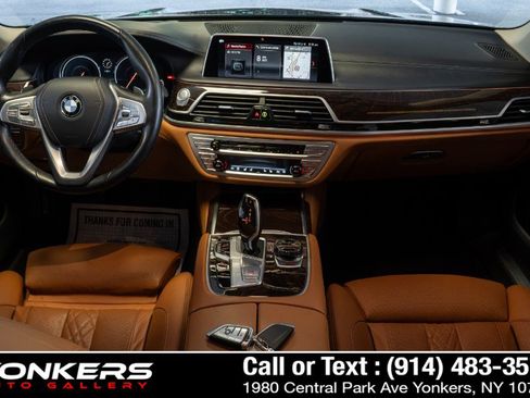 Used 2019 BMW 750i xDrive w/ Executive Package AWD/4WD image 54