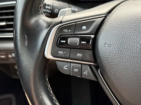 Used 2018 Honda Accord EX-L image 26
