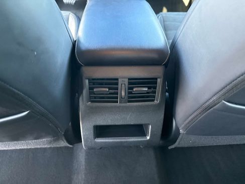 Used 2024 Mitsubishi Outlander SE AWD/4WD image 18