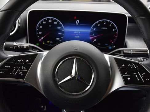 Certified 2024 Mercedes-Benz GLC 300 image 22