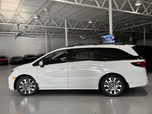 New 2026 Honda Odyssey Elite image 19