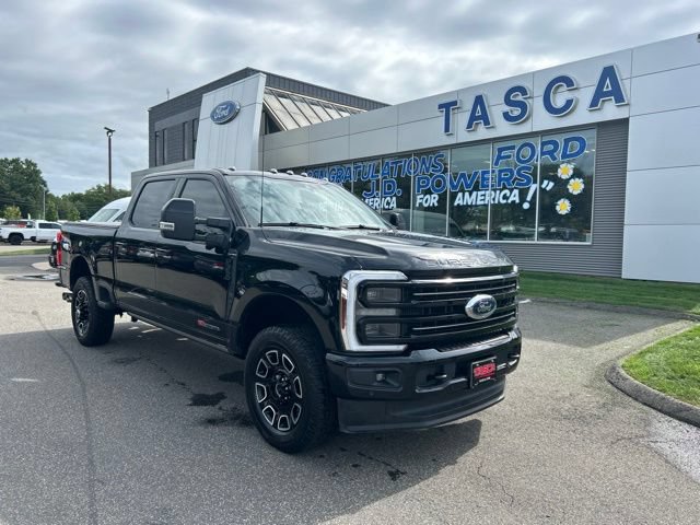 Used 2025 Ford F350 Platinum w/ FX4 Off-Road Package AWD/4WD image 1