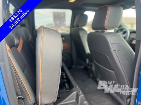 Used 2024 GMC Canyon AT4 w/ Canyon Safety Plus Package image 23