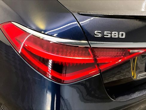 Used 2023 Mercedes-Benz S 580 4MATIC Sedan image 28