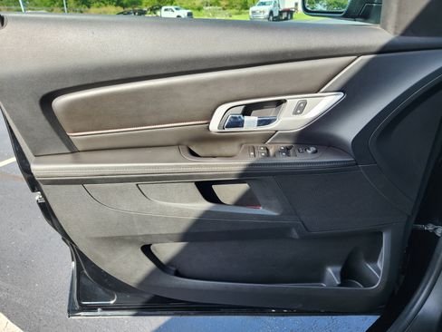 Used 2016 GMC Terrain SLE FWD image 23