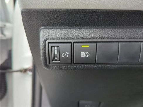 Certified 2023 Toyota Corolla SE image 22