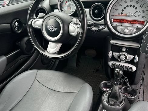 Used 2009 MINI Cooper Clubman Hardtop FWD image 12