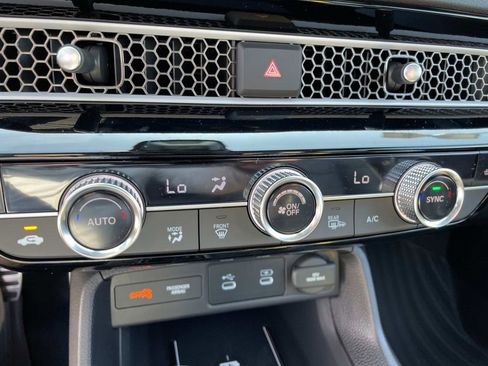 Used 2025 Honda Civic Sport image 21