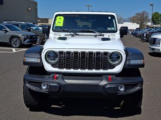 Used 2025 Jeep Wrangler Unlimited Rubicon video 2