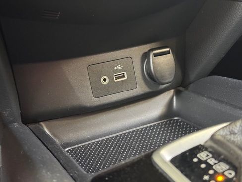 Used 2020 Nissan Rogue SV image 36