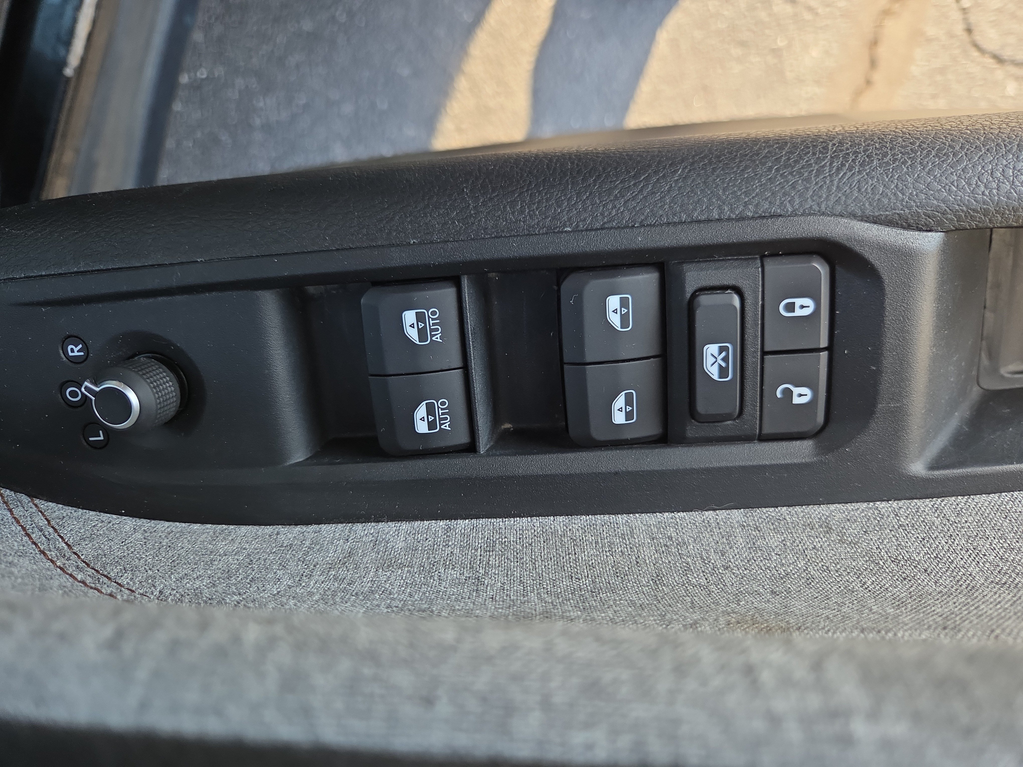 Certified 2022 Jeep Compass Latitude AWD/4WD image 31