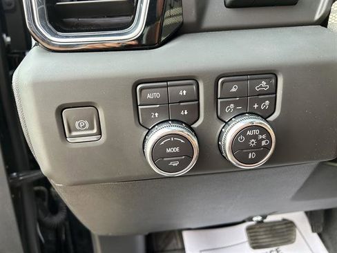 Used 2023 GMC Sierra 1500 Denali Ultimate AWD/4WD image 16