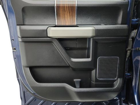 Used 2017 Ford F150 Lariat image 22