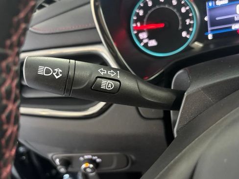 Used 2023 Chevrolet Equinox RS AWD/4WD image 16