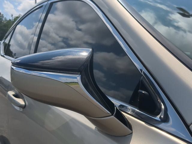 Used 2019 Lexus ES 350 w/ Accessory Package 2 FWD image 11