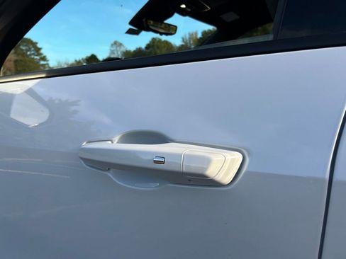 New 2026 Chevrolet Traverse RS w/ LPO, Floor Liner Package image 25