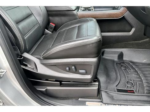Used 2017 GMC Sierra 1500 Denali w/ Denali Ultimate Package AWD/4WD image 45