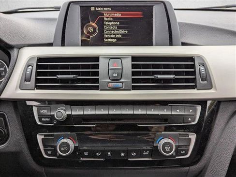 Used 2017 BMW 320i 320i image 11