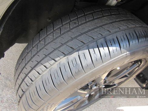 Used 2021 Jeep Grand Cherokee Laredo X RWD image 11