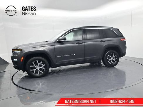 Used 2024 Jeep Grand Cherokee Limited w/ Trailer Tow Package AWD/4WD image 4