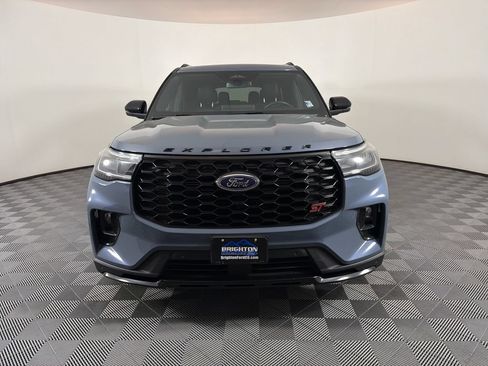 Used 2025 Ford Explorer ST AWD/4WD image 8