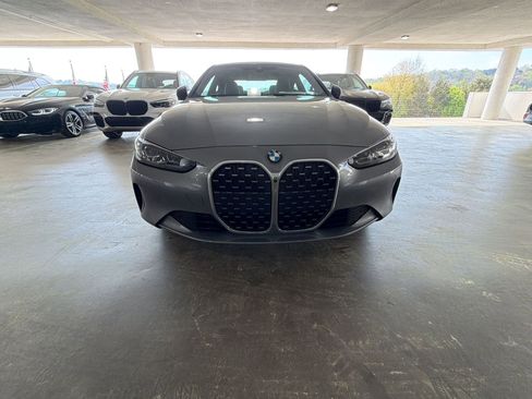 Used 2024 BMW 430i Coupe w/ Premium Package image 4