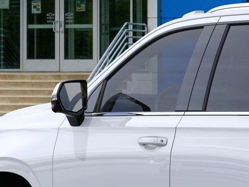New 2026 Chevrolet Tahoe LT w/ Comfort Package AWD/4WD image 12