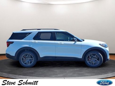 New 2026 Ford Explorer ST AWD/4WD image 31