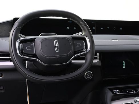 New 2027 Lincoln Navigator Reserve w/ Jet Appearance Package AWD/4WD image 12