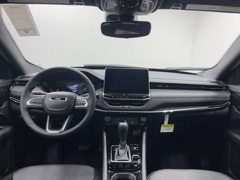 New 2026 Jeep Compass Latitude AWD/4WD image 6