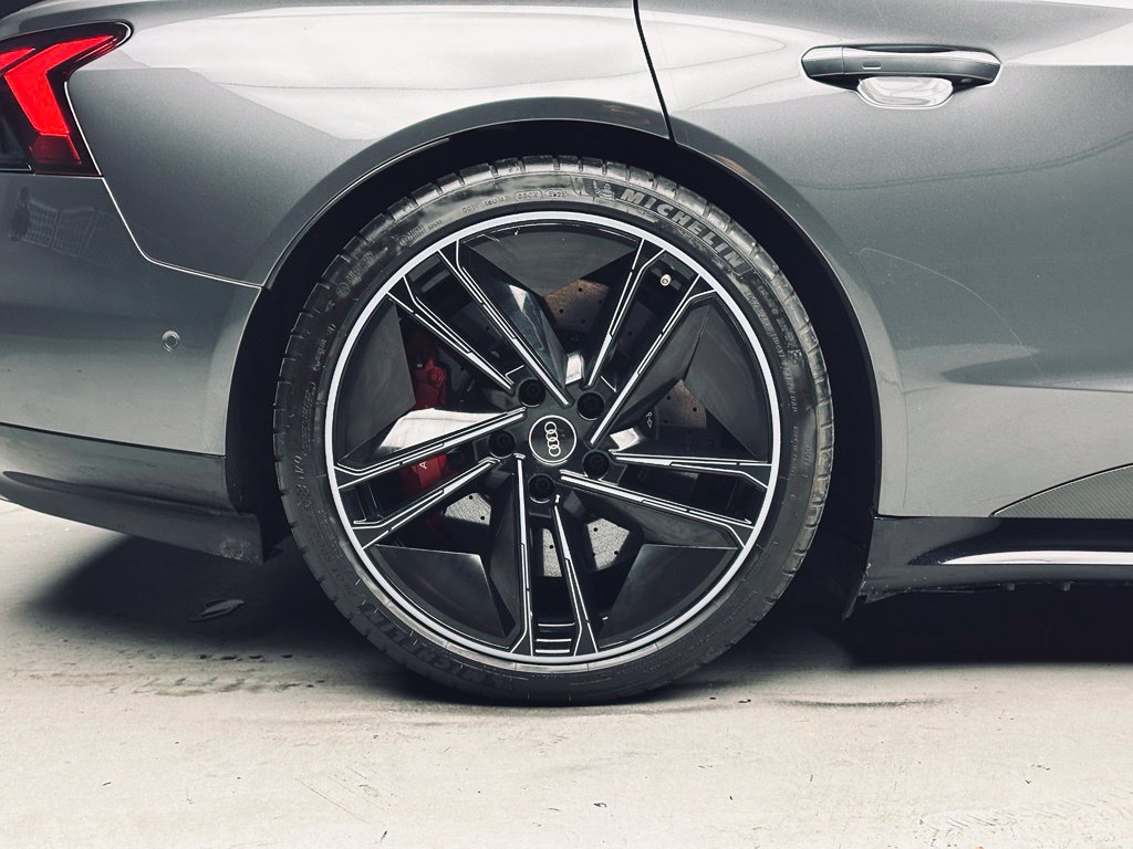 Used 2022 Audi RS e-tron GT w/ Year 1 Package AWD/4WD image 39