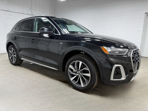 Used 2023 Audi Q5 2.0T Premium Plus w/ Premium Plus Package image 3